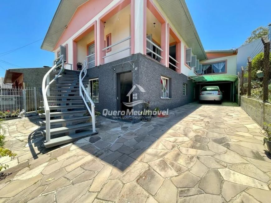 Casa Multifamiliar