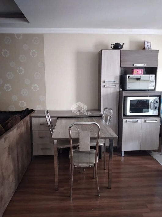 Apartamento em Desvio Rizzo