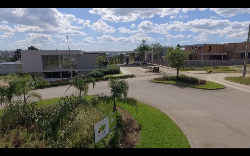 Terreno em condomínio fechado próximo ao centro de Caxias do Sul - RS