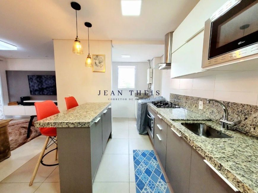 Apartamento Semi Mobiliado à venda no bairro Pio X