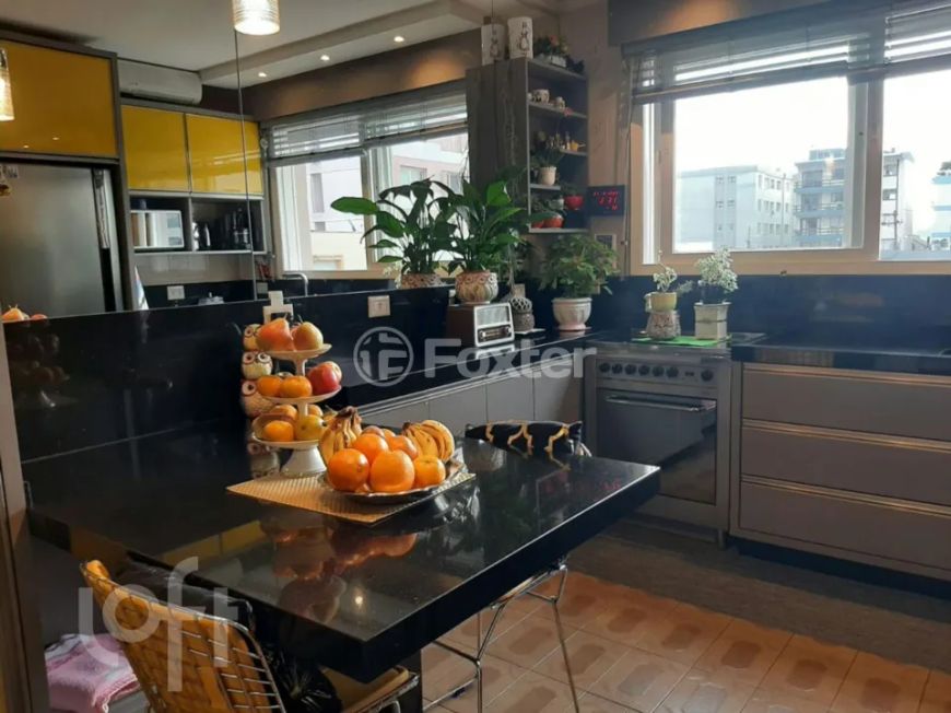 Apartamento à venda Rua Pinheiro Machado, Nossa Senhora de Lourdes - Caxias do Sul