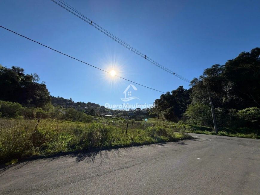 Terrenos planos com 900m² no Nossa Sra das Graças