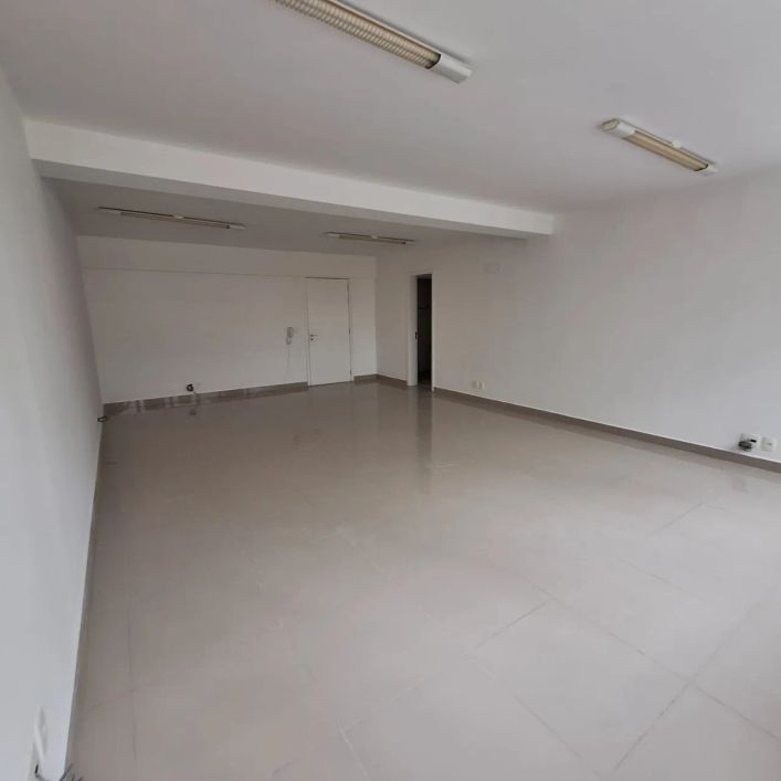 Venda de sala aérea em Caxias do Sul, bairro Centro
