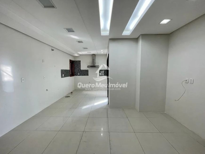Apartamento com 3 dormitórios no Exposição