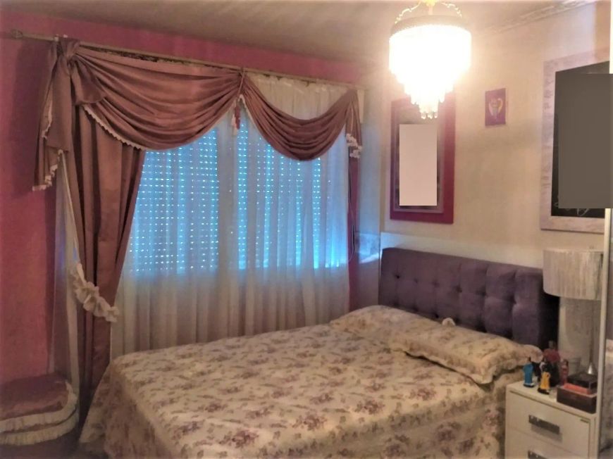 Apartamento Semi-Mobiliado à Venda no Petrópolis em Caxias do Sul