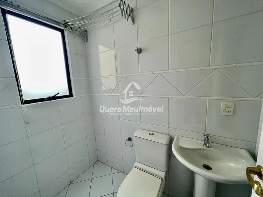 Apartamento mobiliado à venda no Jardim América