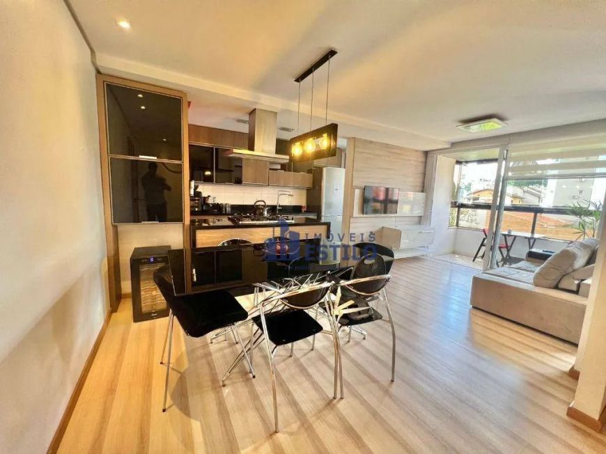 Apartamento com 3 dormitórios à venda, 93 m² por R$ 595.000,00 - Vinhedos - Caxias do Sul/RS