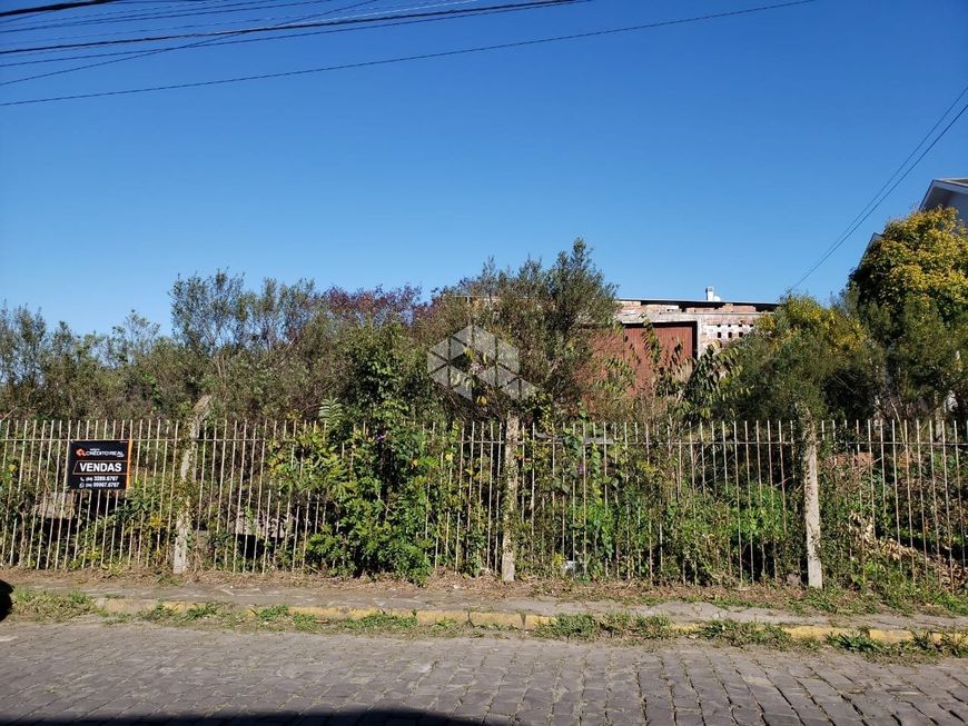Ótimo terreno de esquina com 1.842,54 m² no Bairro Desvio Rizzo em Caxias do Sul