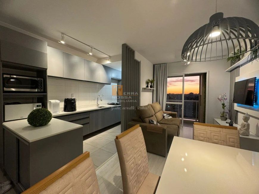 Apartamento Semimobiliado á venda, Panazzolo, Caxias do Sul- RS