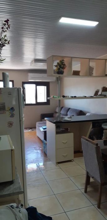 Venda de Casa em Caxias do Sul-RS, bairro Desvio Rizzo