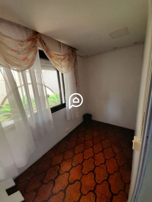 LOJAS/TERREA, 56M2, BAIRRO CENTRO