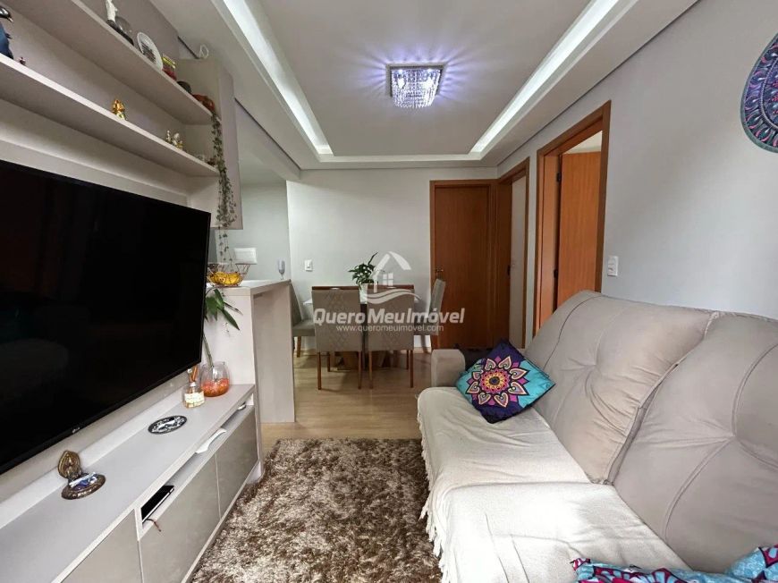 Apartamento mobiliado no bairro São Virgílio