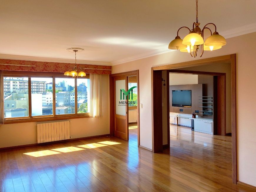 Amplo apartamento no Exposição
