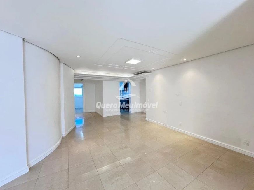 Excelente Apartamento no Exposição
