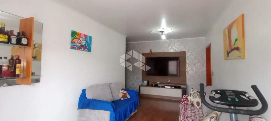 Apartamento, Bairro Medianeira, 3 dormitórios, sala de estar com sacada, cozinha, area de serviço, 1