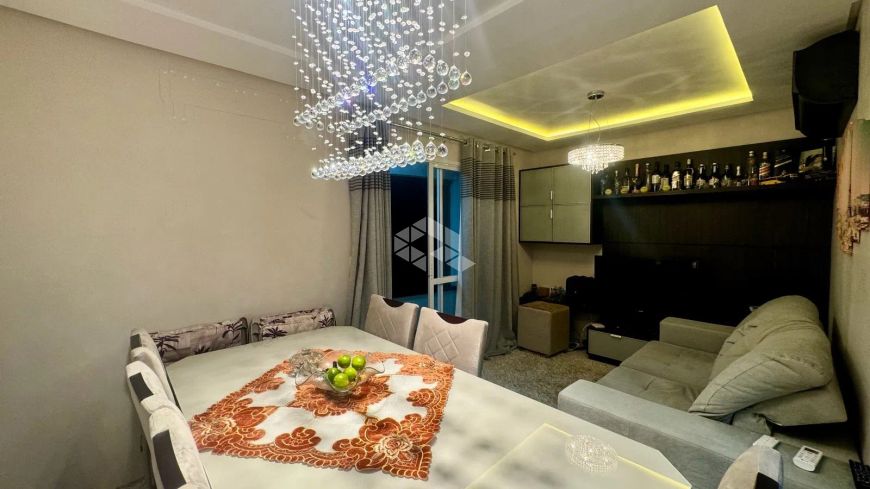 Apartamento em Desvio Rizzo