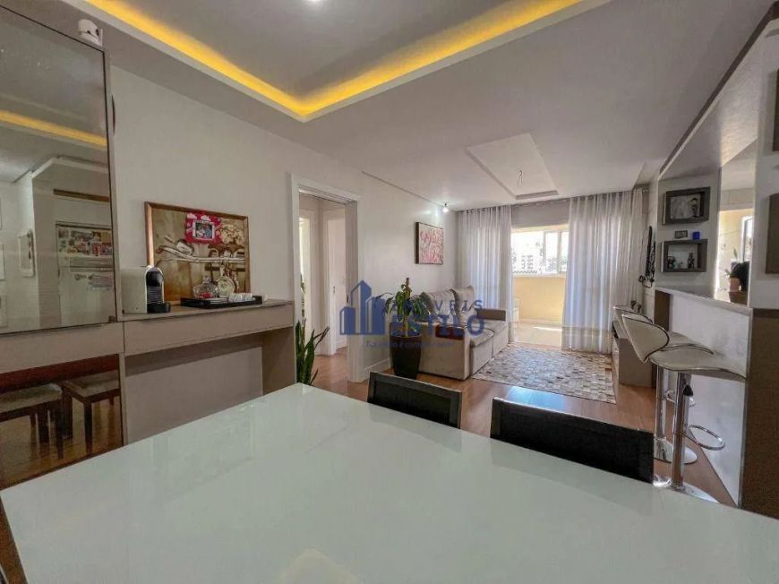 Apartamento com 3 dormitórios à venda, 104 m² por R$ 585.000,00 - Santa Catarina - Caxias do Sul/RS