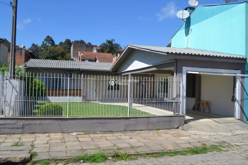 Casa Semi-Mobiliada à Venda no Cruzeiro Caxias do sul