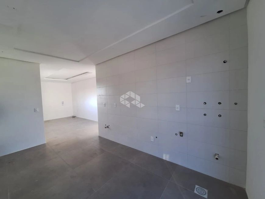 Apartamento em Colina Sorriso