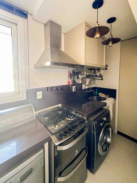Apartamento Mobiliado à venda no Centro