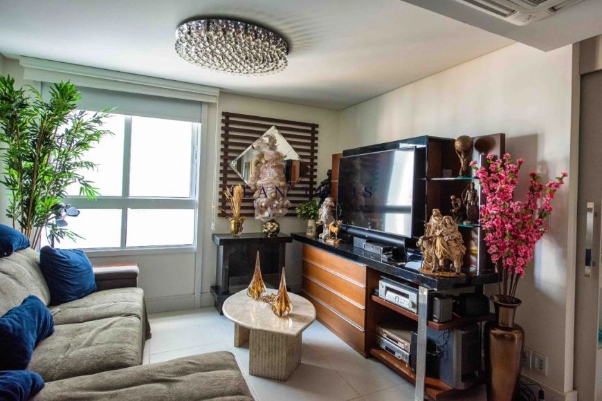 Apartamento Mobiliado à venda no Centro