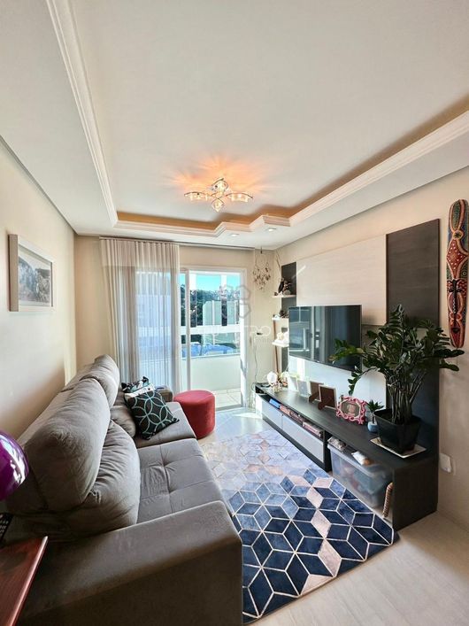 Apartamento aconchegante e com muito sol no bairro Salgado Filho