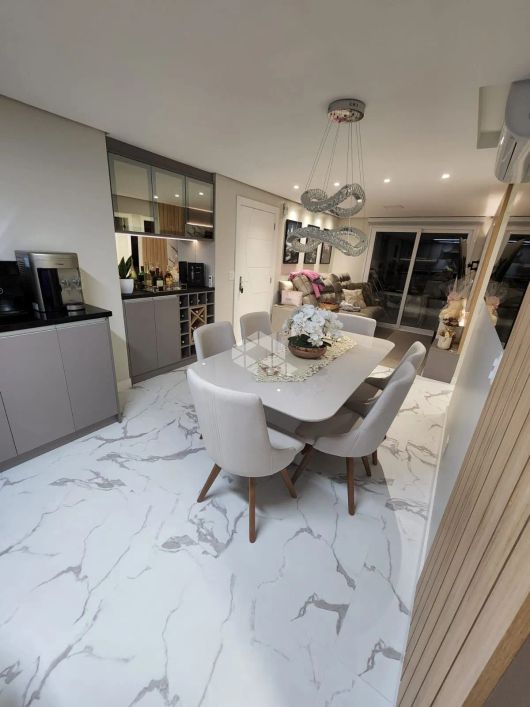 Lindo Apartamento Mobiliado Vinhedos