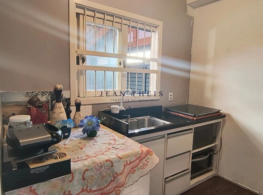 Casa à venda no bairro Desvio Rizzo
