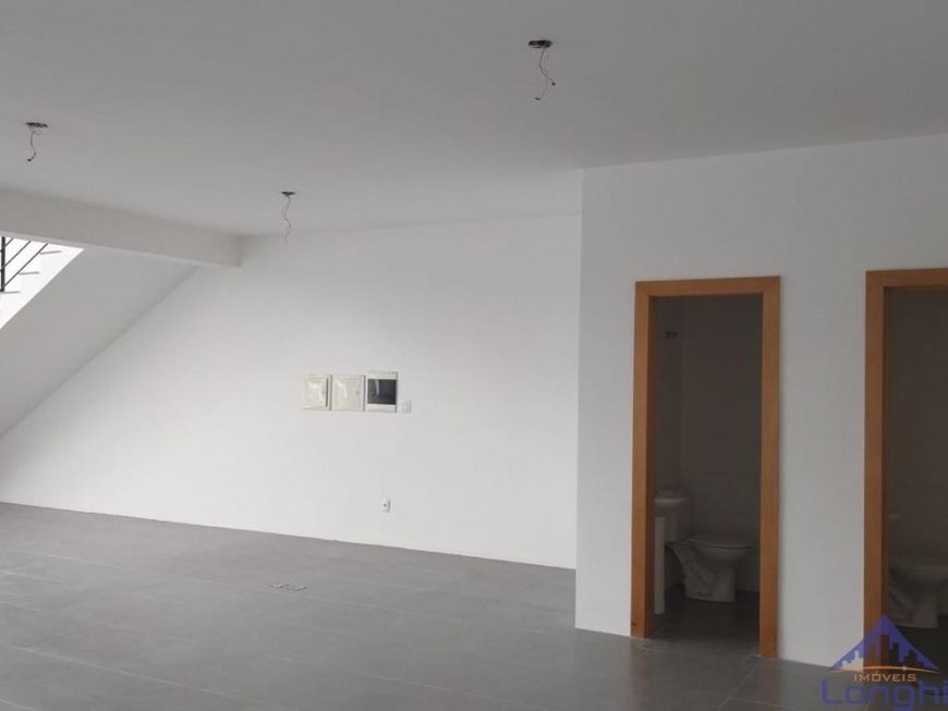 SALA COMERCIAL TÉRREA (LOJA)