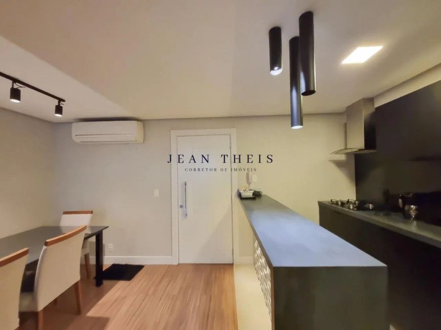 Apartamento Semi Mobiliado à venda no Panazzolo