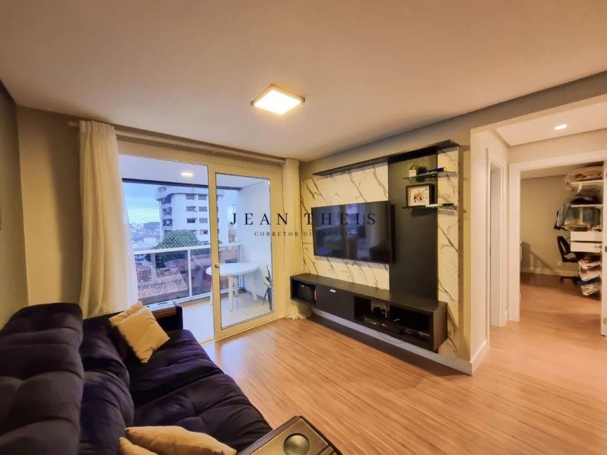 Apartamento Semi Mobiliado à venda no Panazzolo