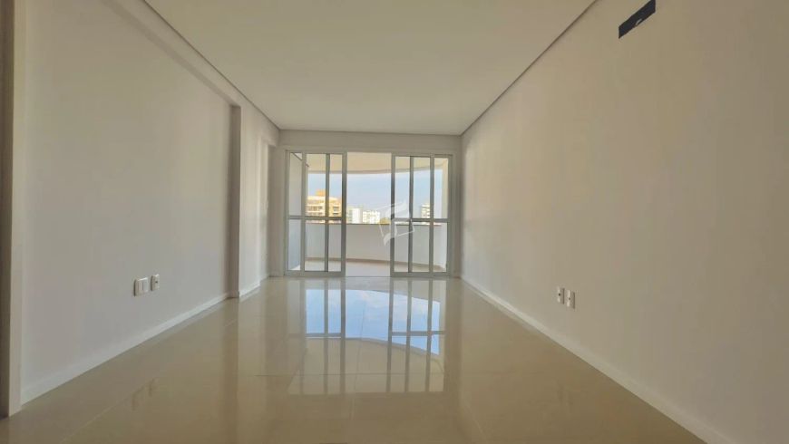 FULCHER IMÓVEIS Vende: Localizado no bairro Panazzolo, em Caxias do Sul/RS, este apartamento de 3 do