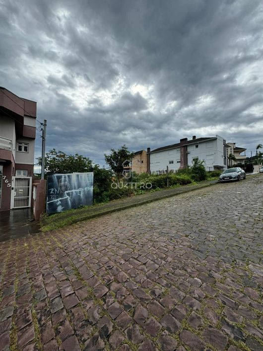 Terreno em localização privilegiada