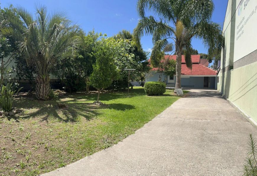 Casa para venda tem 90 metros quadrados com 1 quarto