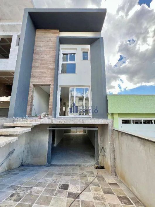 Sobrado à venda, 167 m² por R$ 850.000,00 - Santa Catarina - Caxias do Sul/RS