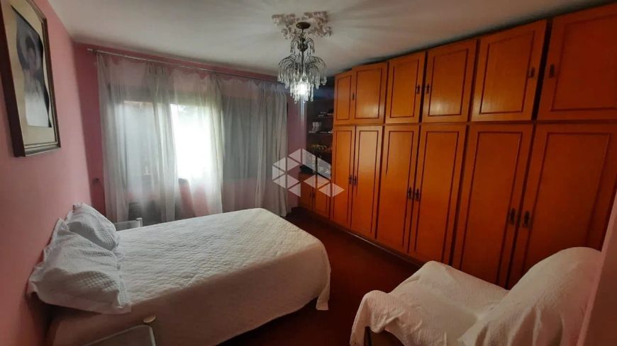 Lindo apartamento com 3 dormitórios e suíte no Santa Catarina com excelente localização