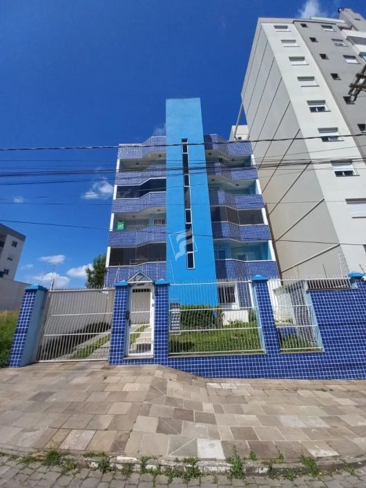 FULCHER IMÓVEIS Vende Apartamento com 2 Dormitórios sendo 1 suíte, sala de estar/jantar com sacada,