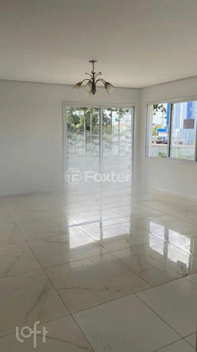 Apartamento à venda Rua Andrio Rafael Arraldi, Planalto - Caxias do Sul