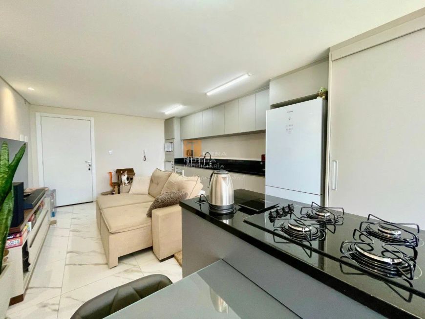 Apartamento semimobiliado à venda, Jardim do Shopping, Caxias do Sul-RS