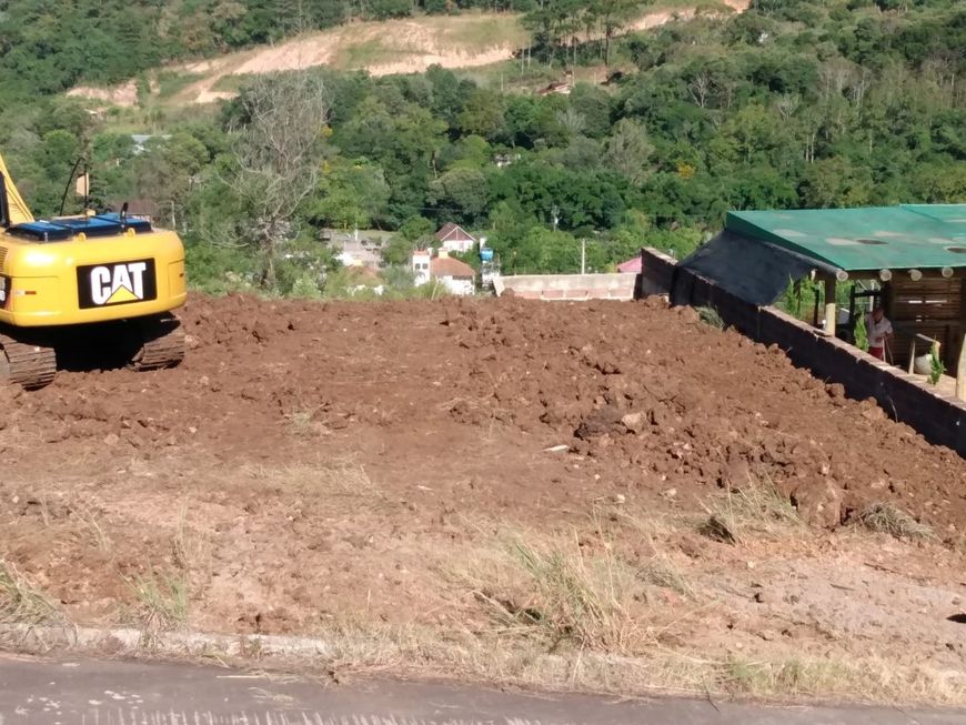 Venda de Terreno em Caxias do Sul-RS, bairro Vila Cristina