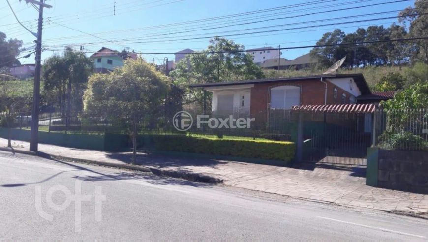 Casa à venda Avenida Doutor Assis Antônio Mariani, Esplanada - Caxias do Sul