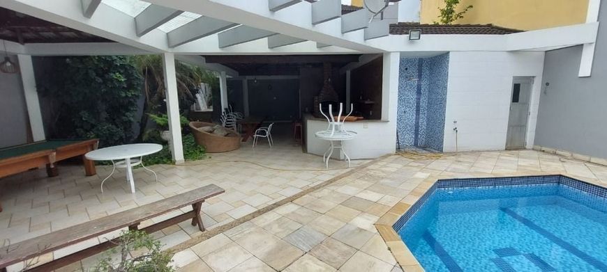 Anil | Casa 4 quartos, sendo 2 suites