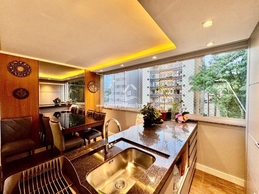 Apartamento à venda no Panazzolo