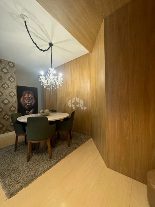 Apartamento 2 dormitórios com suíte sacada e 1 vaga de garagem Nossa Sra. da Saúde