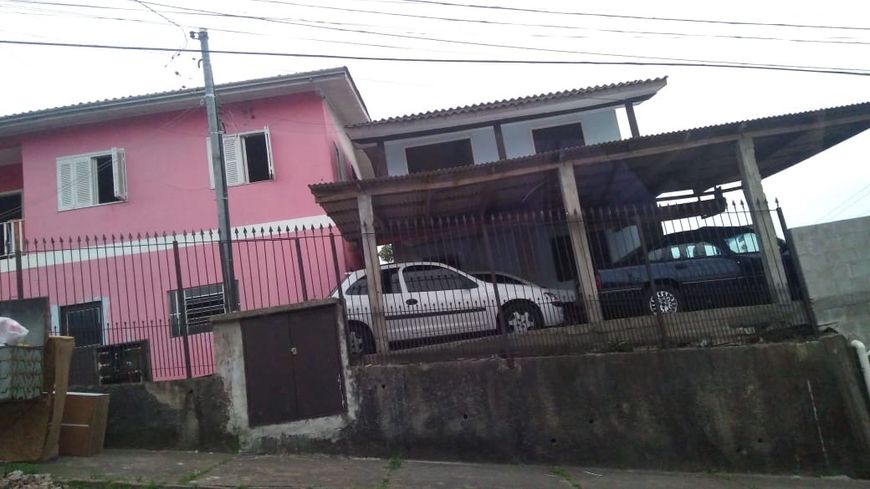 Venda de Casa em Caxias do Sul-RS, bairro Abramo Susin