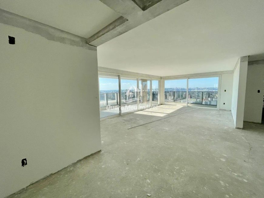 Apartamento com 3 suítes a venda