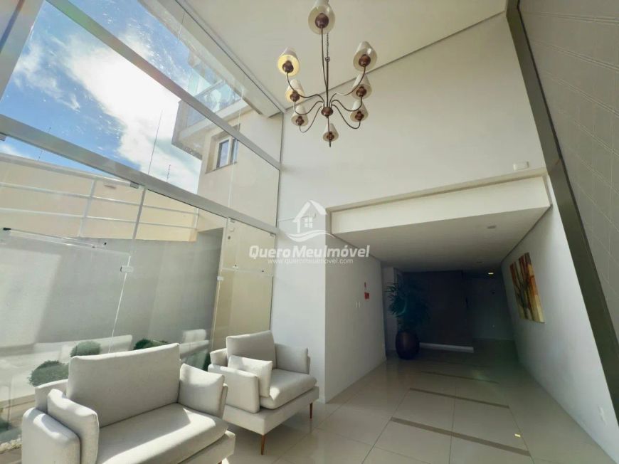 Apartamento semimobiliado no Jardim América