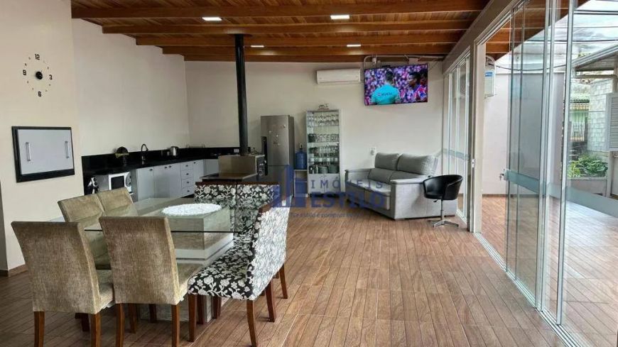 Casa à venda, 201 m² por R$ 660.000,00 - Cruzeiro - Caxias do Sul/RS