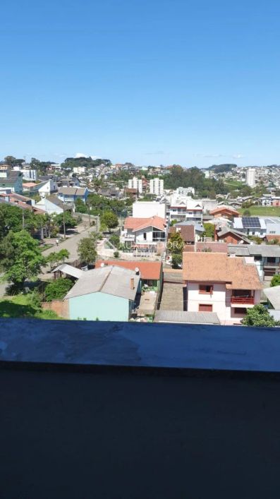 Apartamento na Rua Fioravante Madalosso em Caxias, no empreendimento Residencial Alameda Di Fiori.