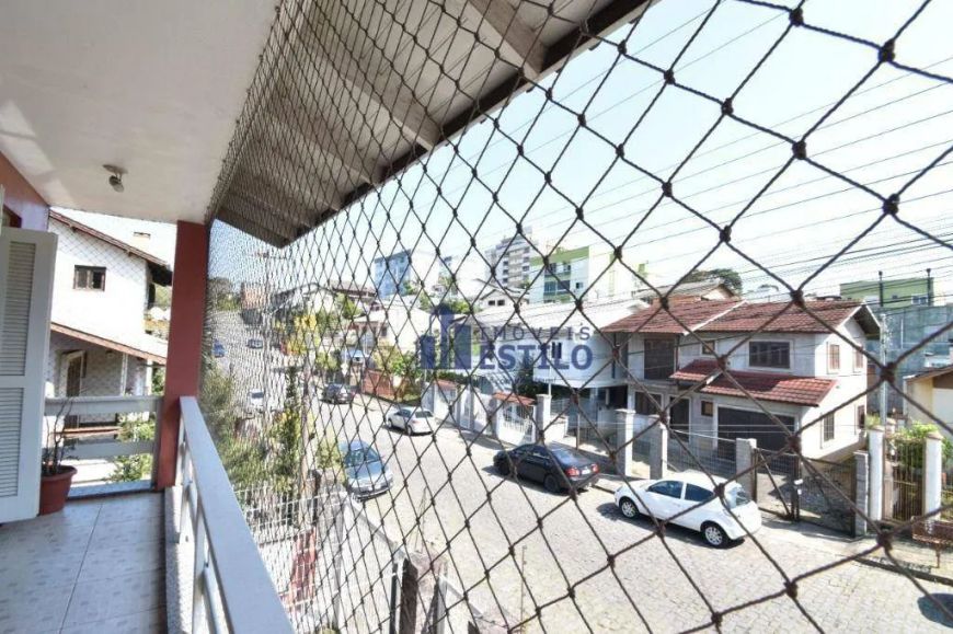 Sobrado à venda, 133 m² por R$ 550.000,00 - Charqueadas - Caxias do Sul/RS